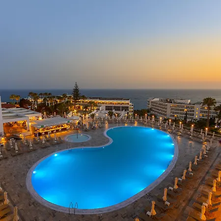 Tofinis 4* Agia Napa