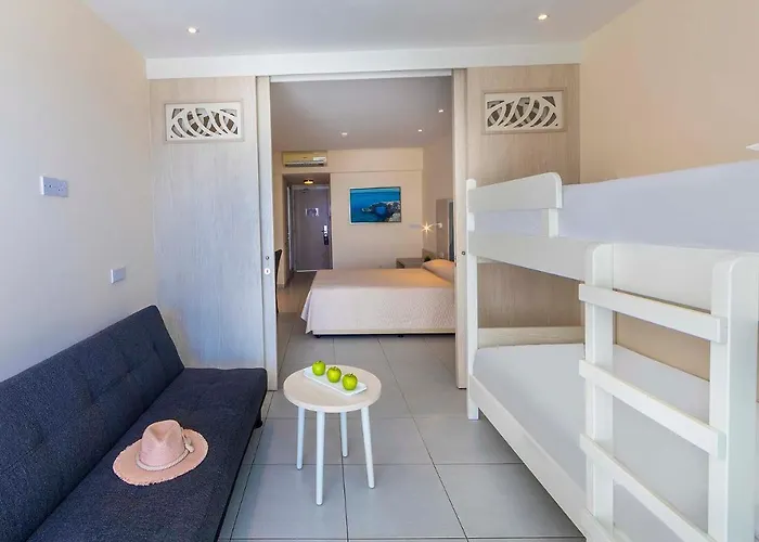 Hotel Tofinis Agia Napa