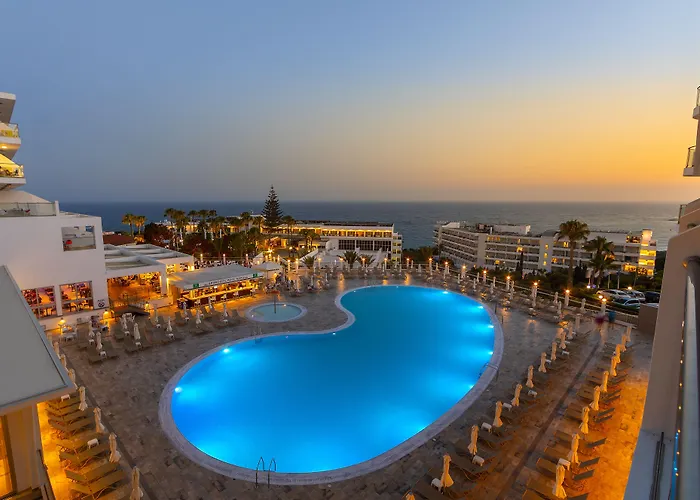 Tofinis 4* Agia Napa