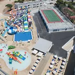 Otel Tofinis