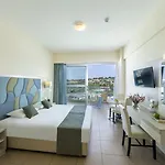 Tofinis Hotel 4*