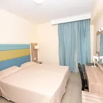 Hotel Tofinis 4*