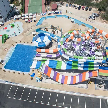 Tofinis Hotel 4*