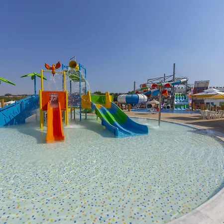 Hotel Tofinis 4*