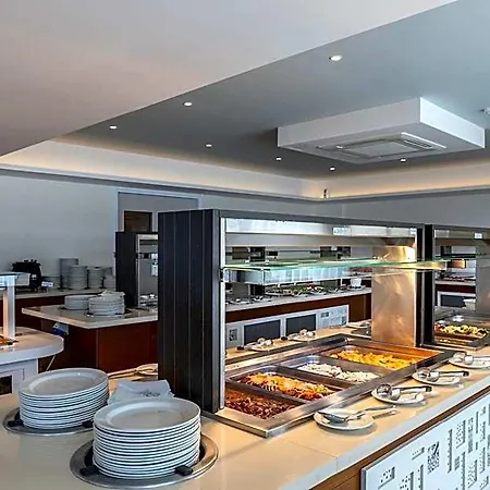 Tofinis Hotel