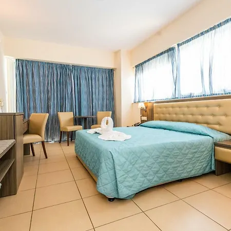 Tofinis Hotel