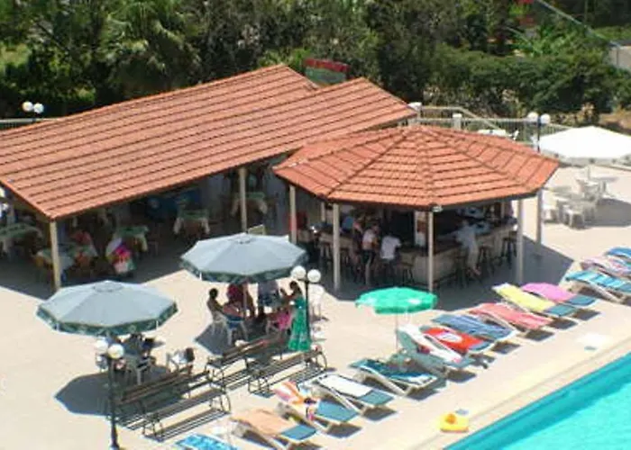 Tofinis Hotel Ayia Napa