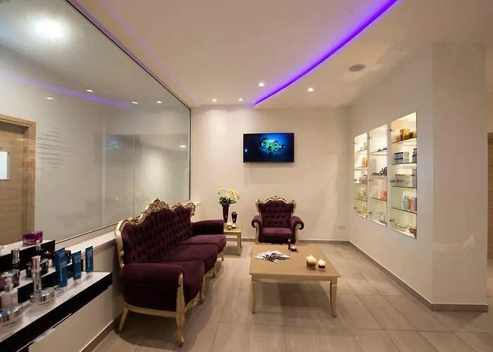 Ξενοδοχείο τοφινής