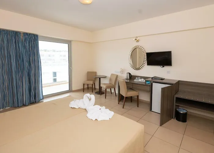 Tofinis Hotel Ayia Napa