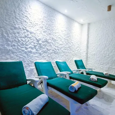 Tofinis 4* Agia Napa