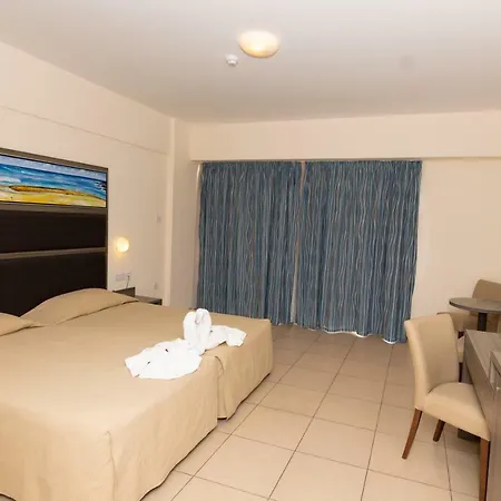 Hotel Tofinis