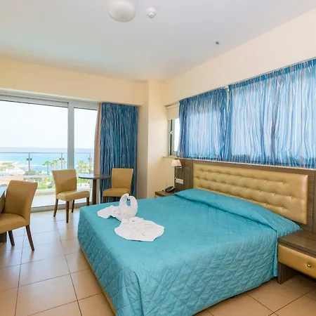 Tofinis Hotel