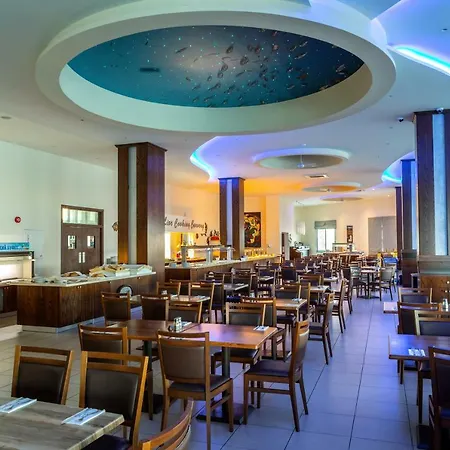 Hotel Tofinis 4*