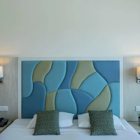Hotel Tofinis