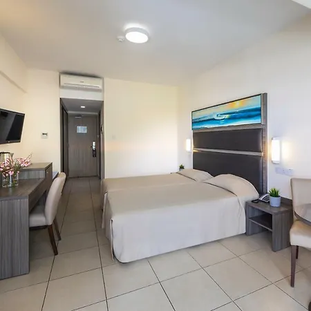 Tofinis Hotel Agia Napa